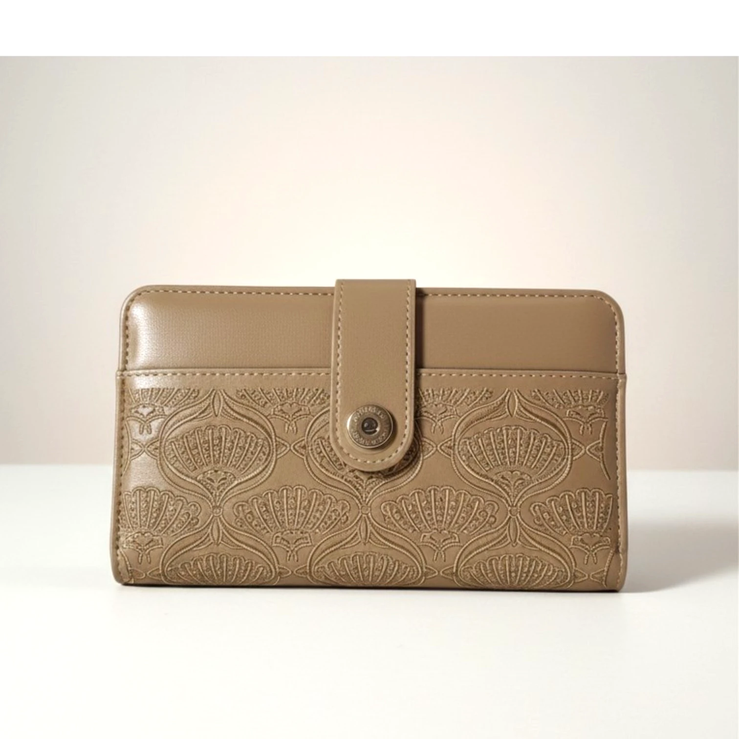 Wallet Embroidery Chrisbella - Beige